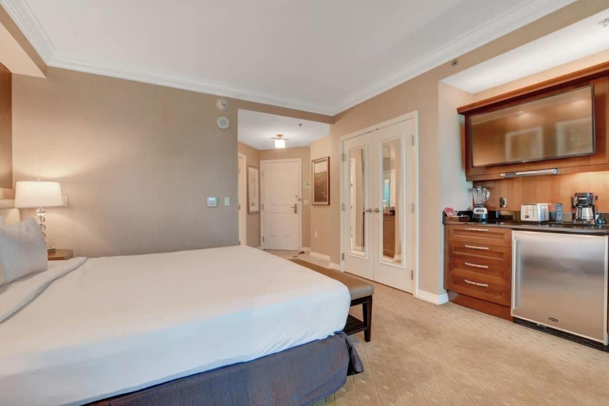 Mgm Signature-21-703 Strip View Jacuzzi Studio Λας Βέγκας Εξωτερικό φωτογραφία